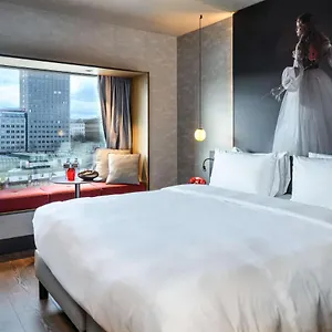 hotellátogatás