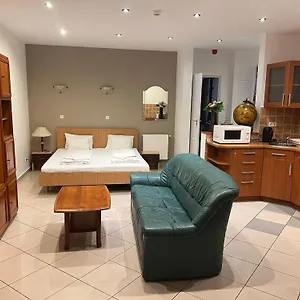 Hotel Esprit, Budapeste