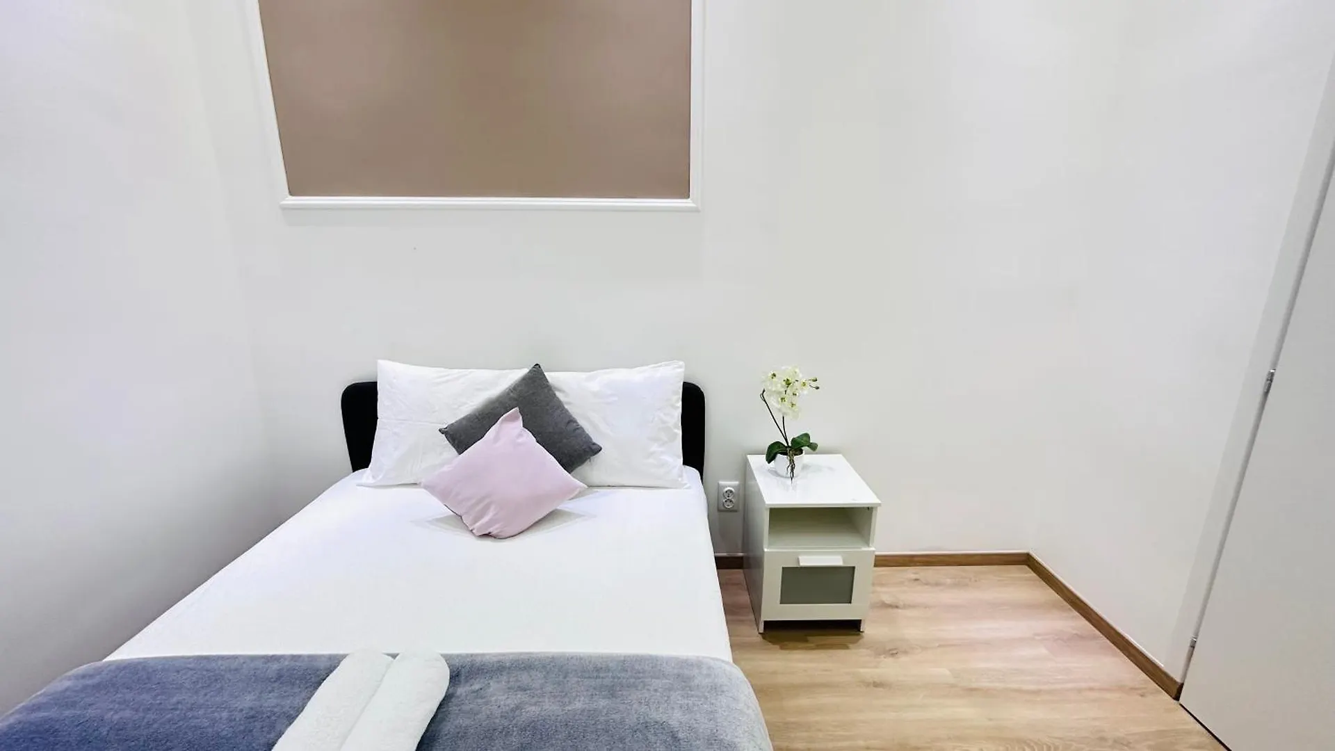 Homestay szállás Ulloi-0 Apartment - 5Min To Corvin Negyed, Aldi Budapest
