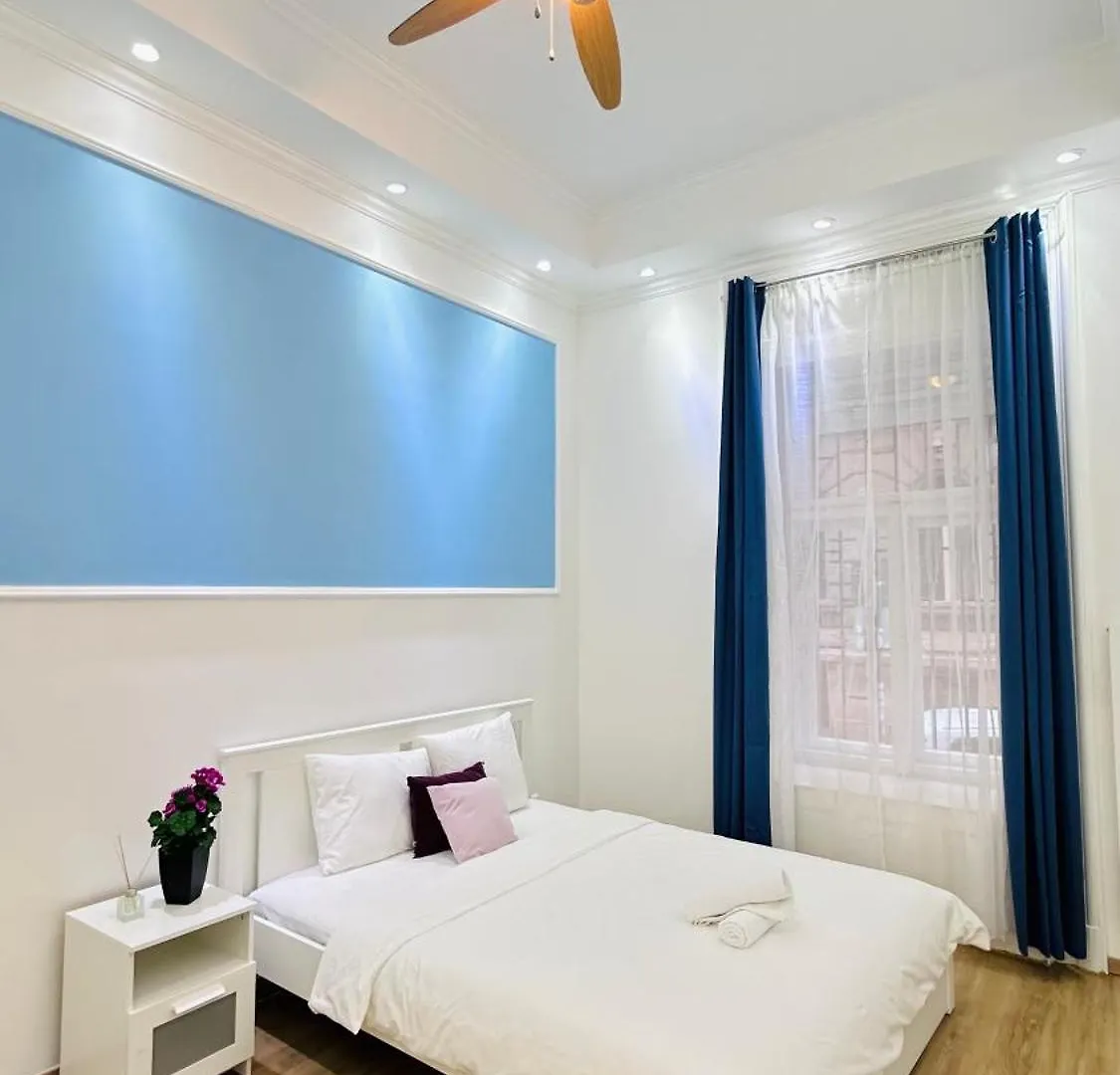 Ulloi-0 Apartment - 5Min To Corvin Negyed, Aldi Budapest 0*,  Magyarország