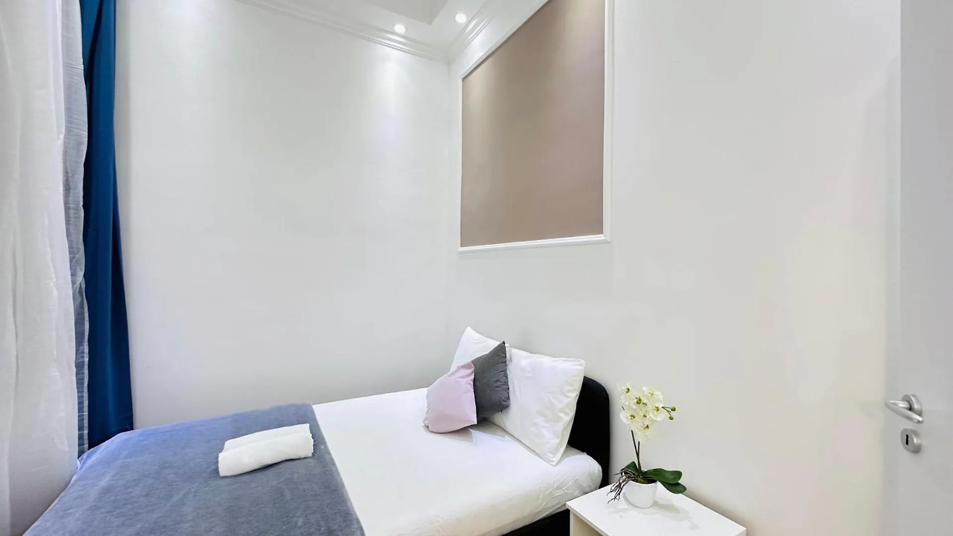 Ulloi-0 Apartment - 5Min To Corvin Negyed, Aldi Budapest 0*,  Hungary