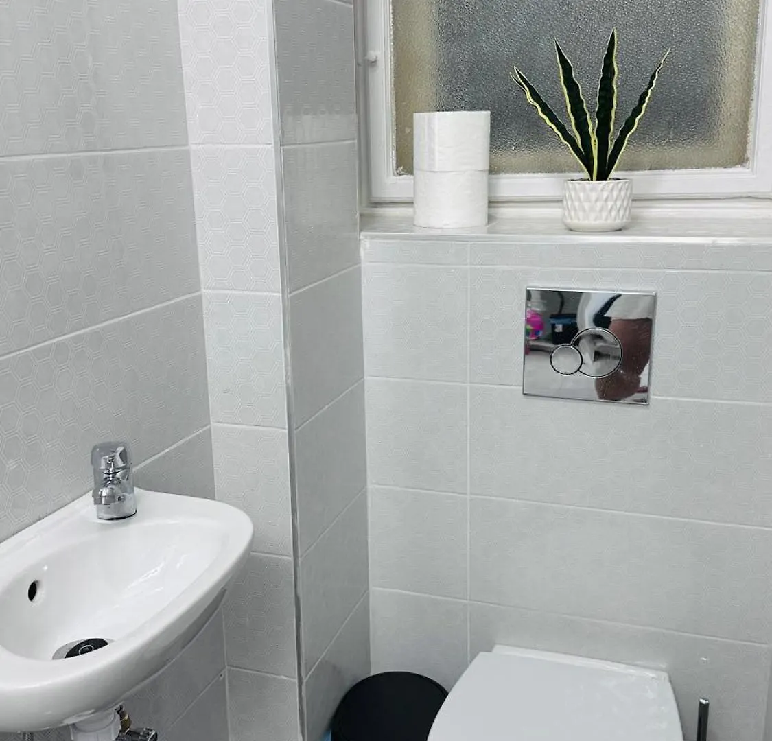 Ulloi-0 Apartment - 5Min To Corvin Negyed, Aldi Budapest Hungary